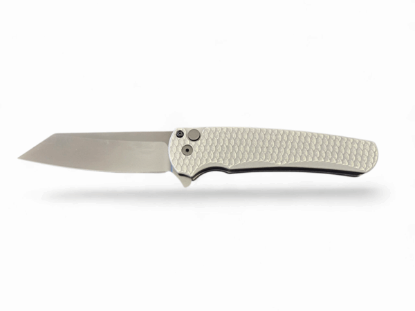 Pro-Tech Malibu - Grey Battleworn Dragon Scale Aluminum/Black DLC Magnacut Reverse Tanto