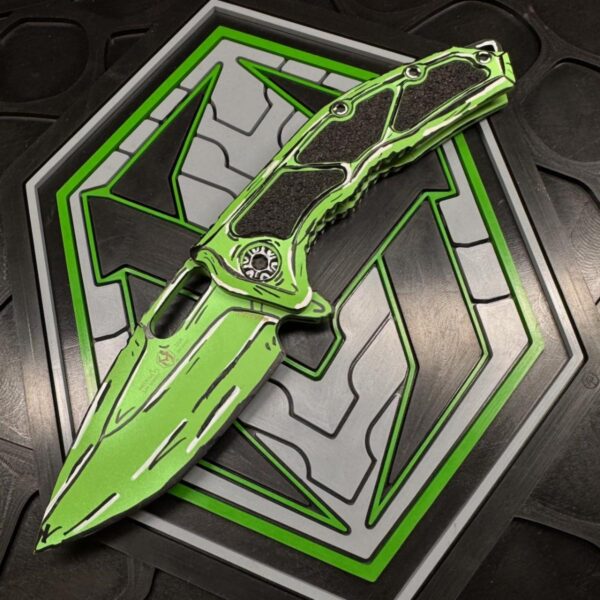 Heretic Knives Medusa - Manual Frame Lock Cell-Shaded Toxic Green Ti