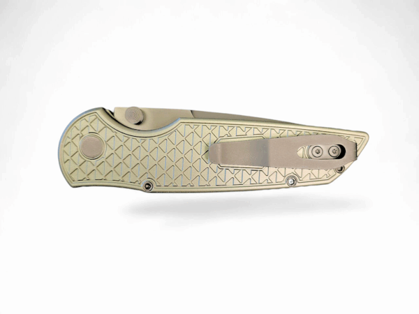 Pro-Tech TR-3 Integrity Button Lock - Green Aluminum w/Relic pattern/Black DLC Blade - Image 4